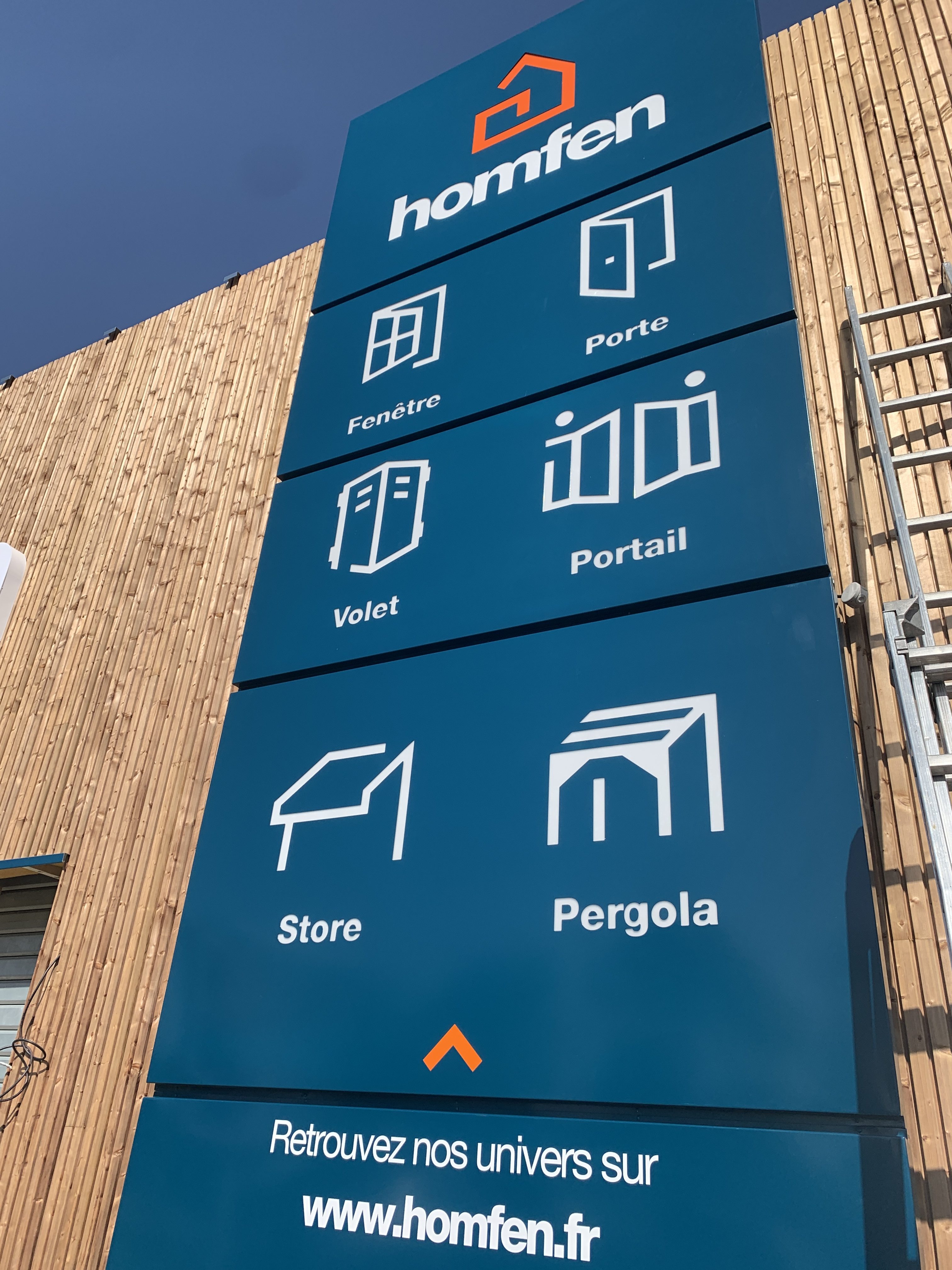 Enseigne magasin homgen - Agence de communication Nîmes