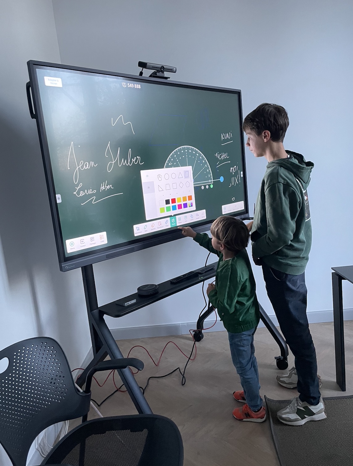 Ecran interactif Agence de communication nimes