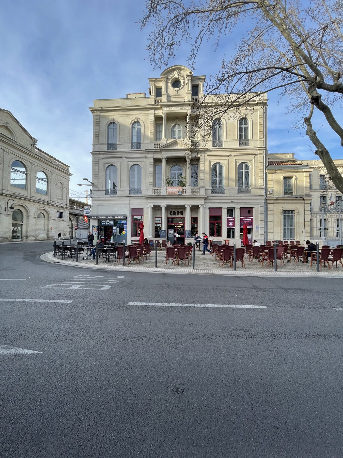 Les fleurs, Agence de communication nimes